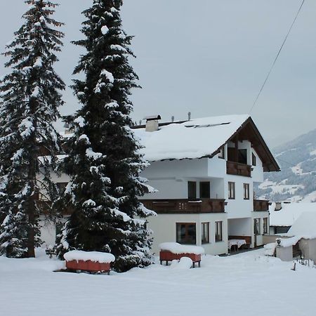 ホテルGastehaus Treichl フューゲン エクステリア 写真